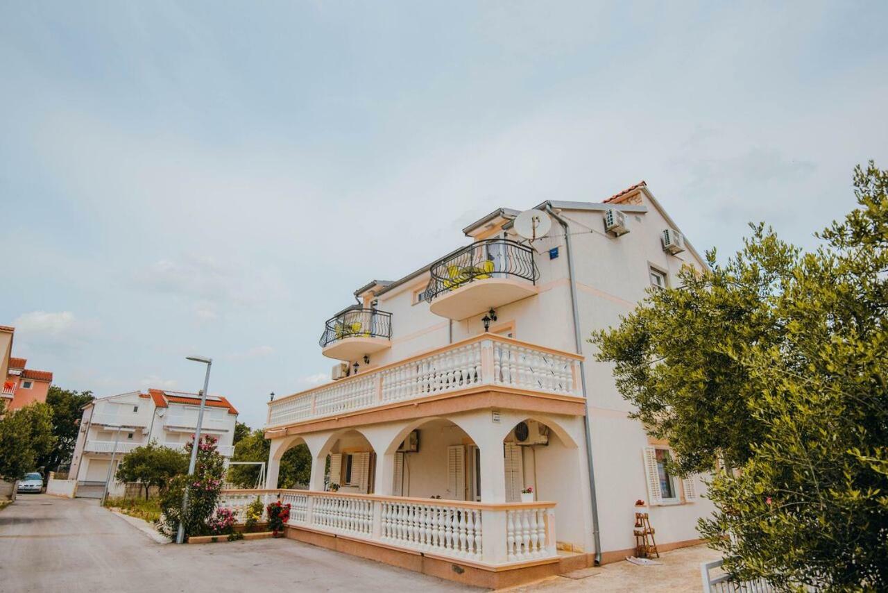 Apartmani Tamaris Vodice Exteriér fotografie