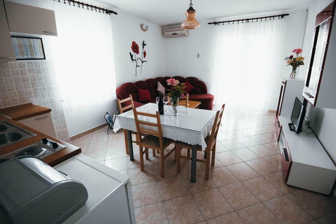 Apartmani Tamaris Vodice Exteriér fotografie